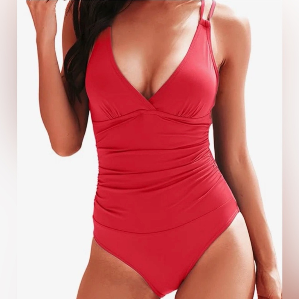 Classics Womenś  One Piece Bathing Suit Size L Red Color Beautiful